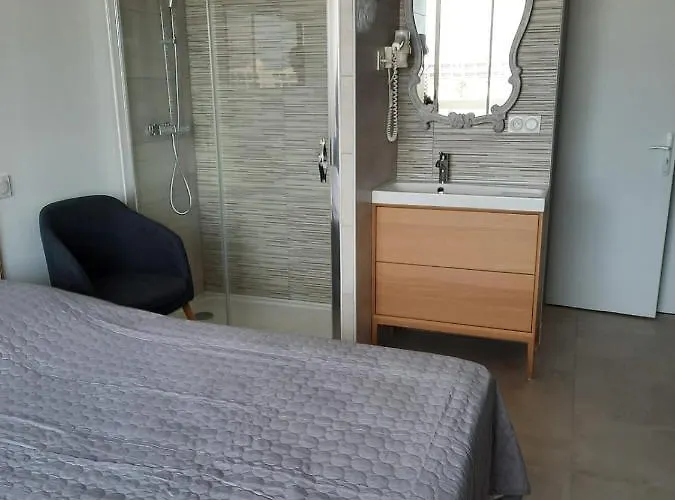Naturiste Cap D'agde Heliopolis D 11 *